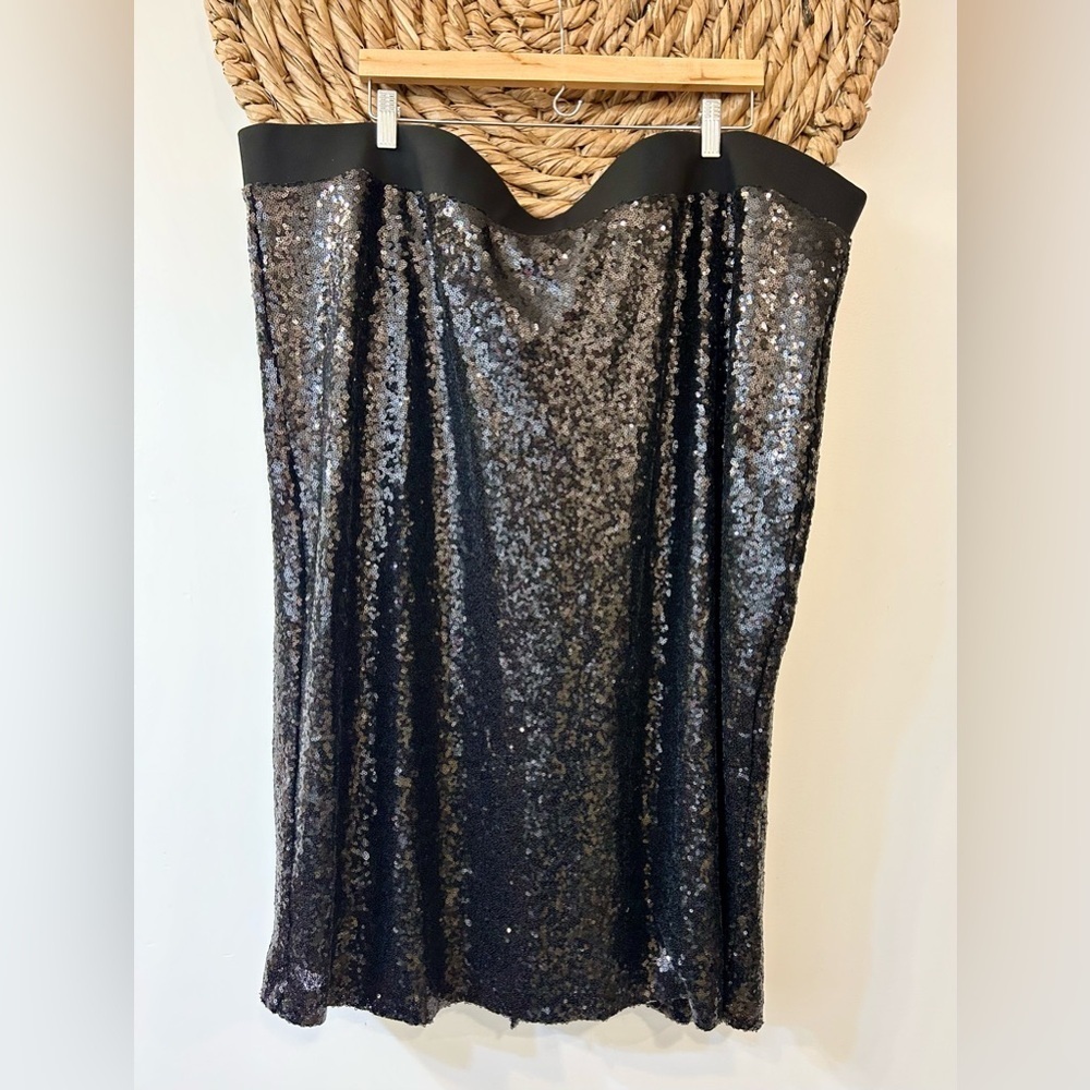 Torrid Black Sequin Midi Skirt Size 5X/28 - Picture 5 of 11